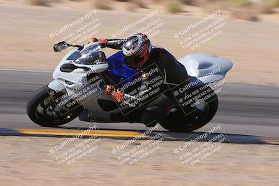 media/Dec-10-2023-SoCal Trackdays (Sun) [[0ce70f5433]]/Turn 9 Inside Set 2 (1115am)/